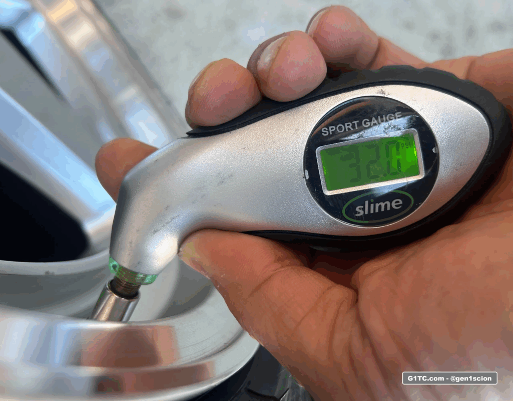 digital tire gauge 32 psi all around