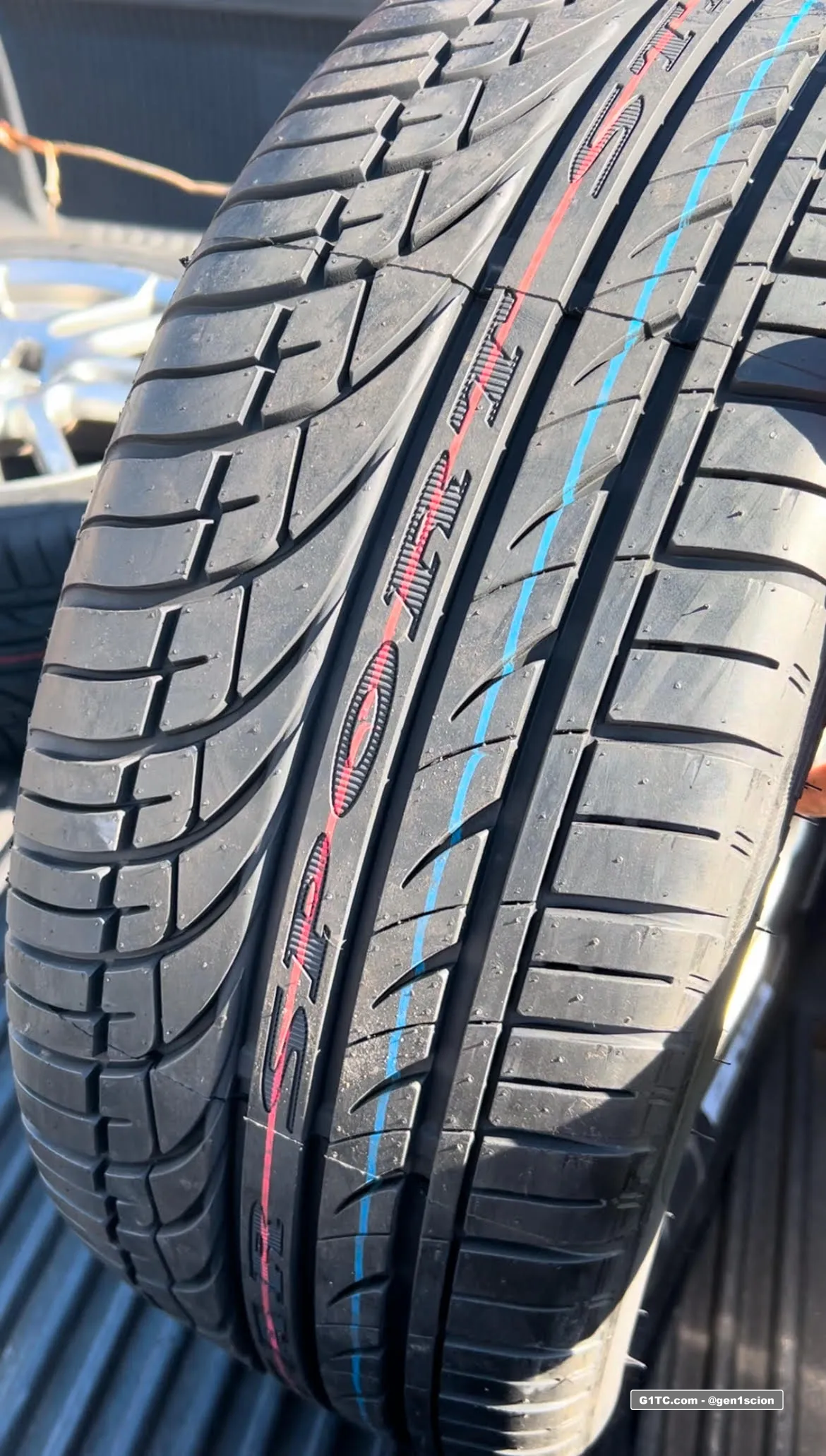 fullway HP108 all season tire tread