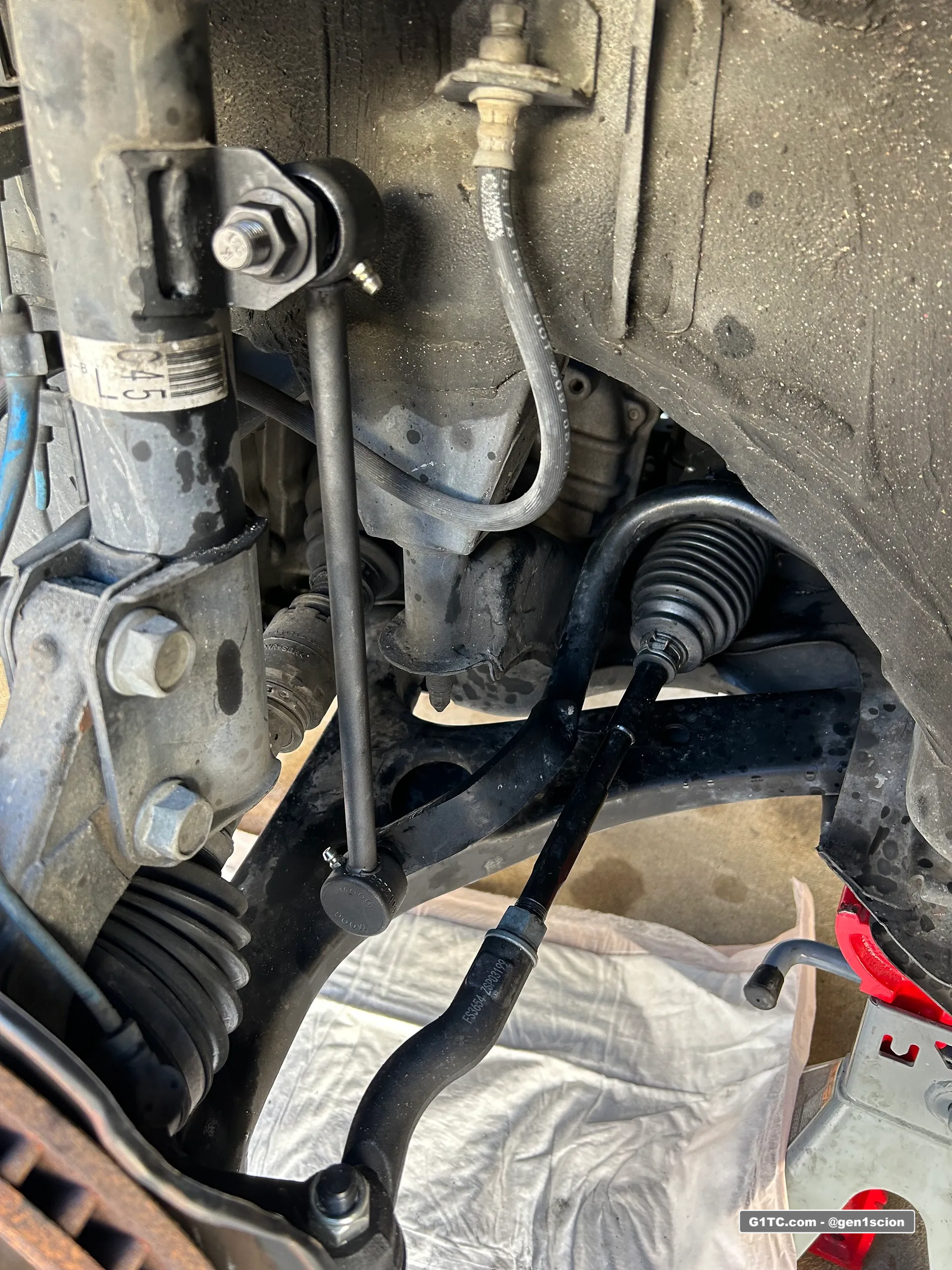 new outer tie rods and front sway bar links installed