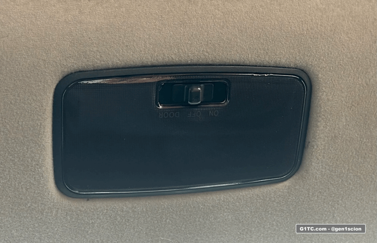 rear dome light blacked out