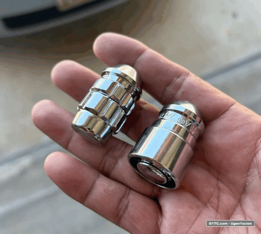 two wheels locks to protect your wheel rim investment