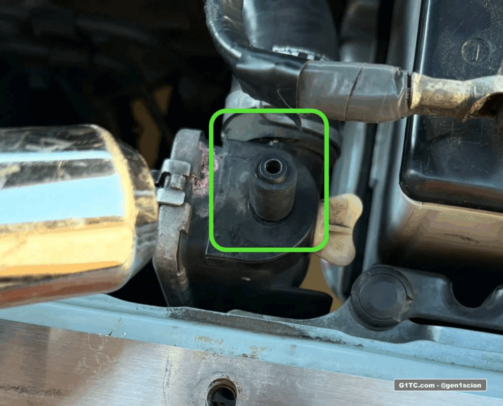 using a plastic hose to widen the radiator mount peg