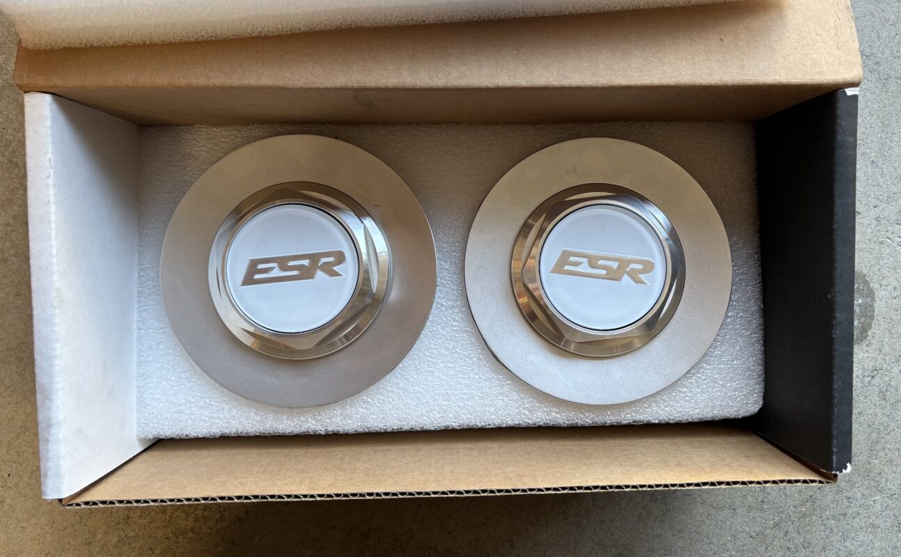 ESR CR Hex Caps silver with white gel cap