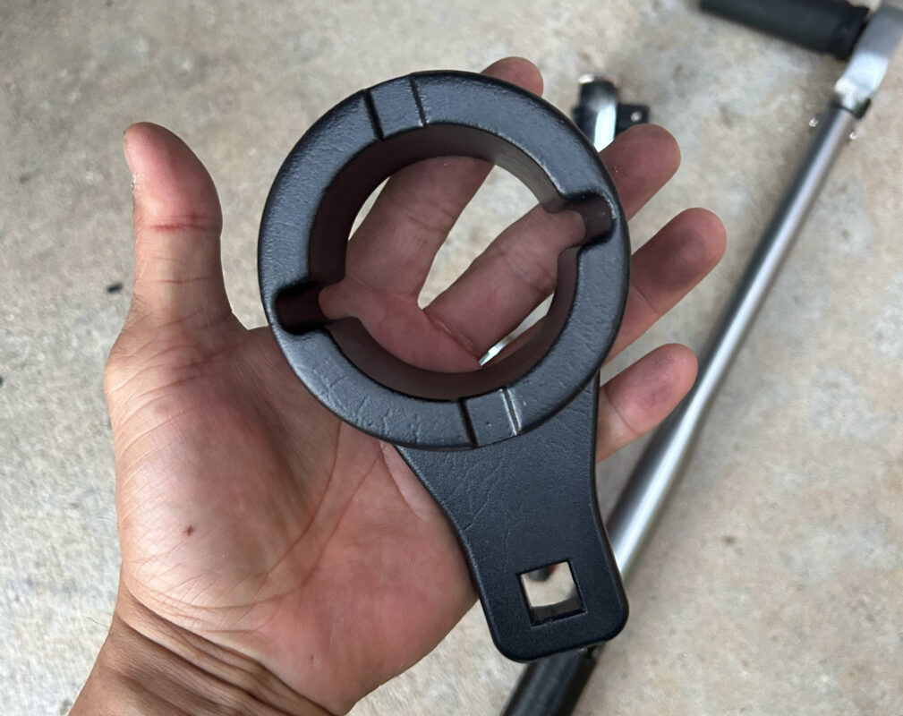 sst toyota scion crankshaft pulley holder tool