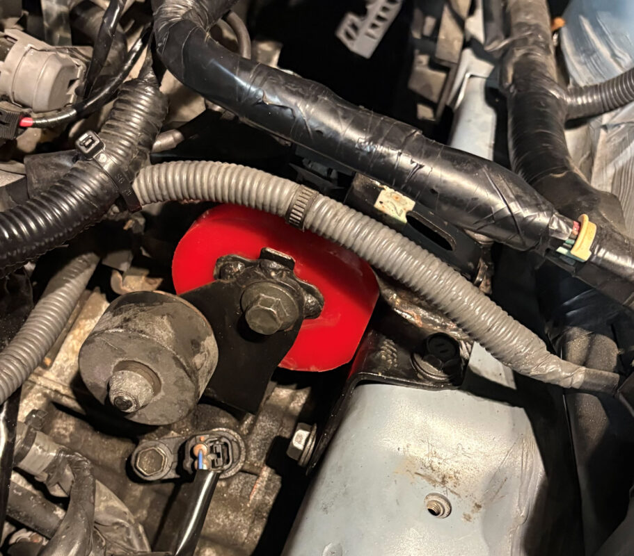 transmission mount bushing installed