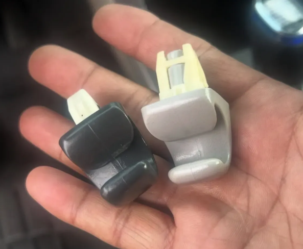 black sun visor clips