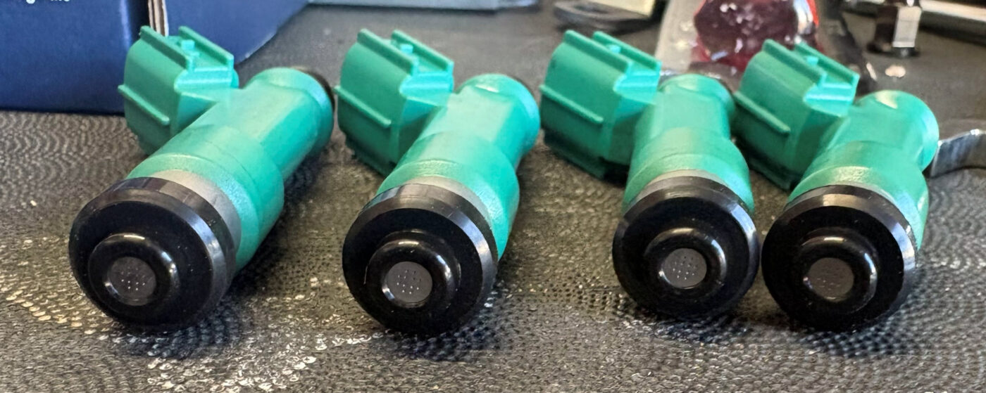 clean remanufactured Denso injectors