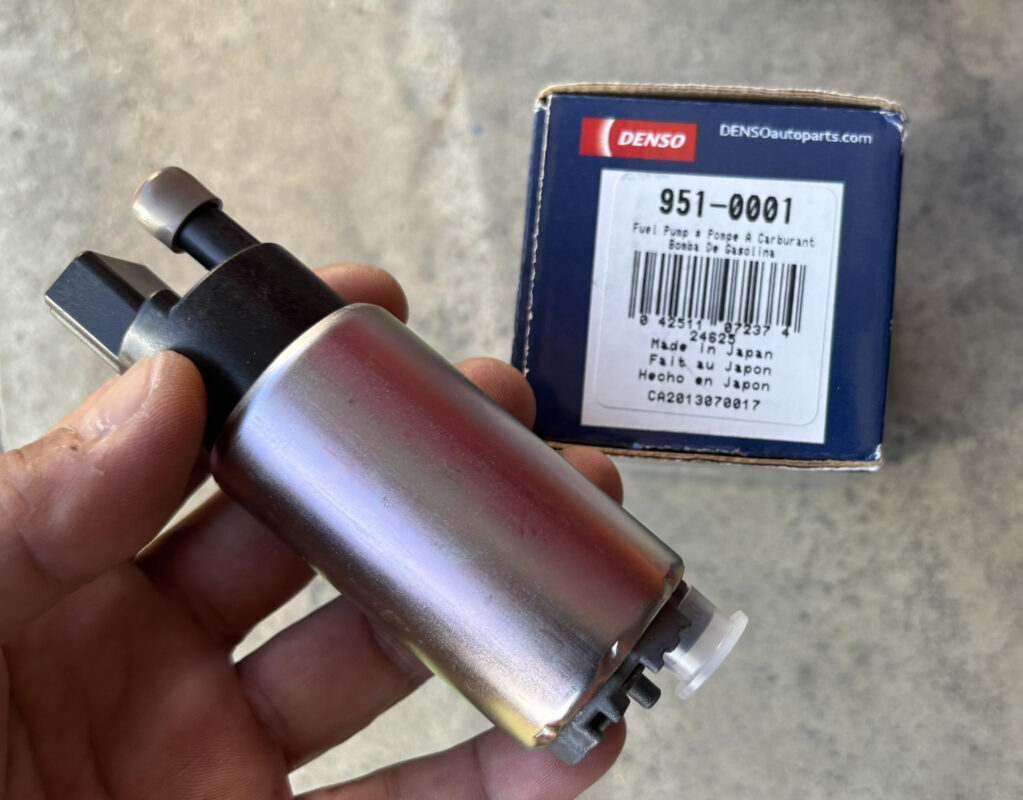 fuel pump Denso 951-0001