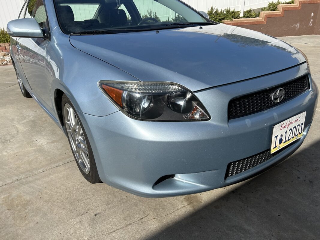Restored passenger headlight 2k clear angled